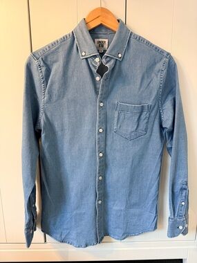 Under 5’10 Stretch Denim Button Down Shirt Light Wash XS